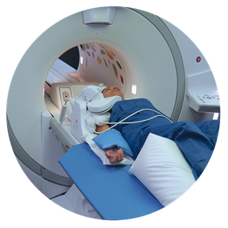 patient entering MR machine with Pearltec cushions